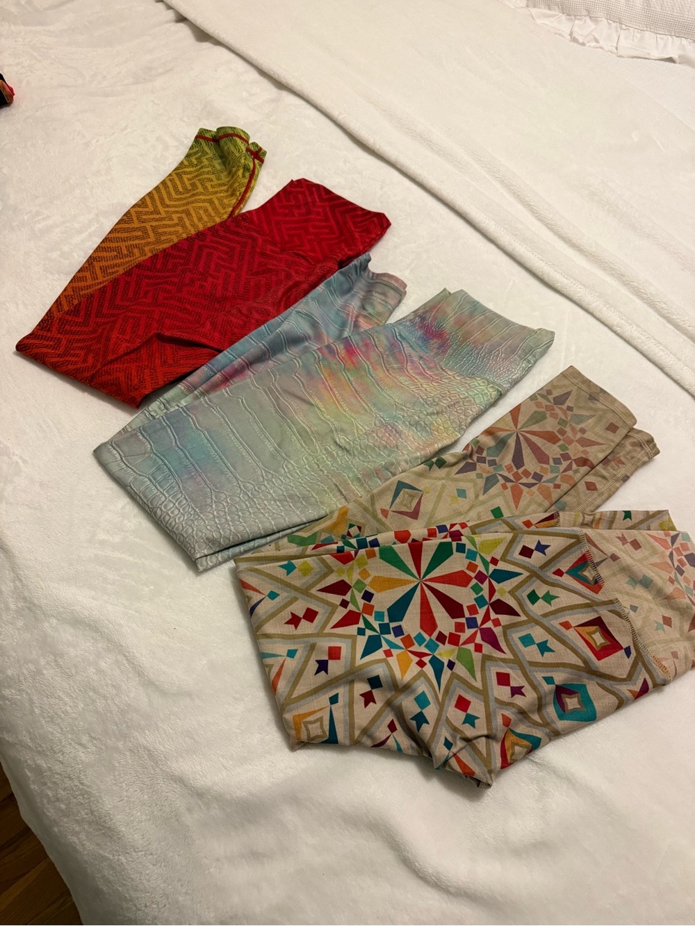 Niyama Sol Multicolor Patterned Leggings Set - Red, Rainbow, Beige
